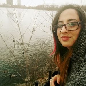 Meet your Posher, Lamia